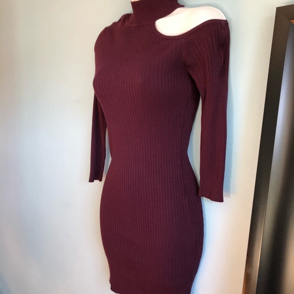 NWOT Forever21 Mini Purple Open Shoulder Dress - Picture 3 of 4